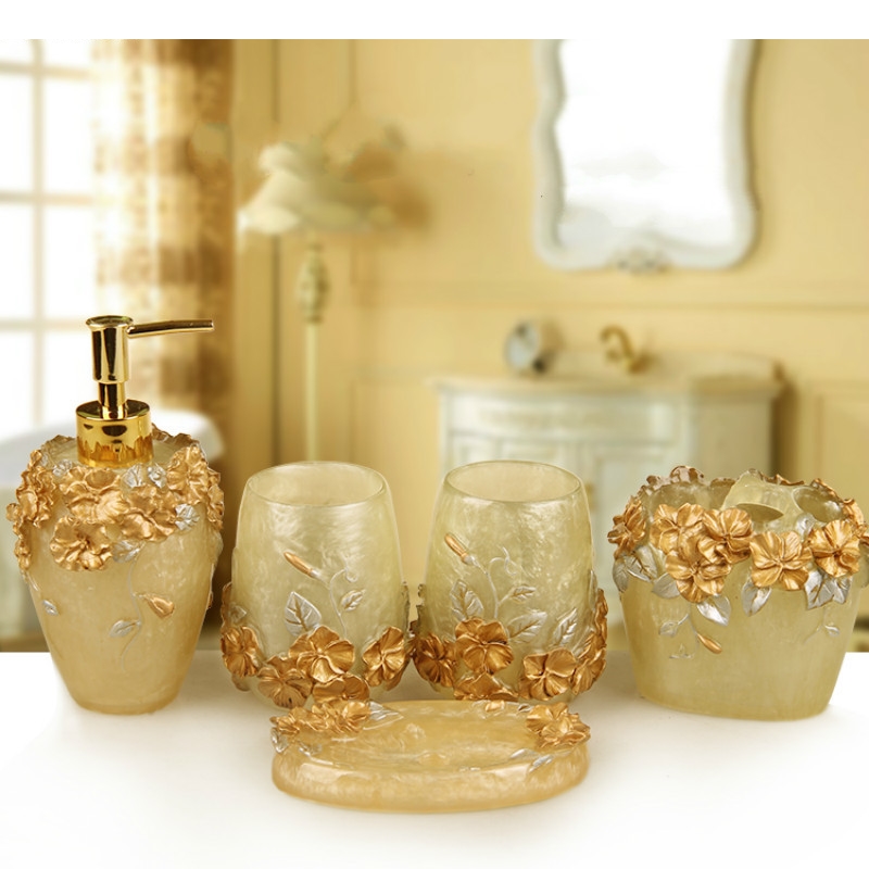 유럽 ​​스타일의 엠보싱 수지 욕실 키트 칫솔 컵 5  - Wedding Bathroom Supply Kit 리뷰 및 가격