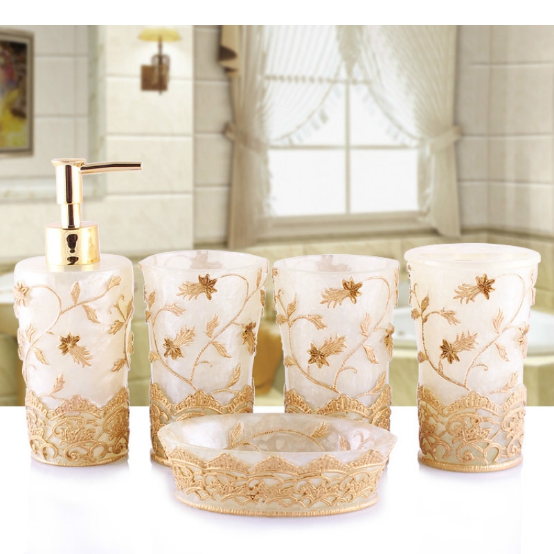 유럽 ​​스타일의 엠보싱 수지 욕실 키트 칫솔 컵 5  - Wedding Bathroom Supply Kit 리뷰 및 가격